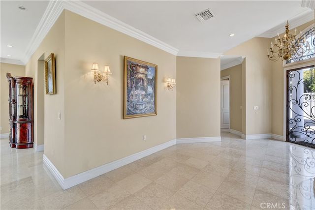 450 Palmerstone, La Canada Flintridge, CA 91011