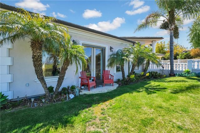 450 Palmerstone, La Canada Flintridge, CA 91011