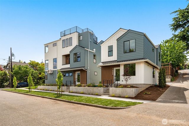 7403 Dayton Avenue N, Seattle, WA 98103