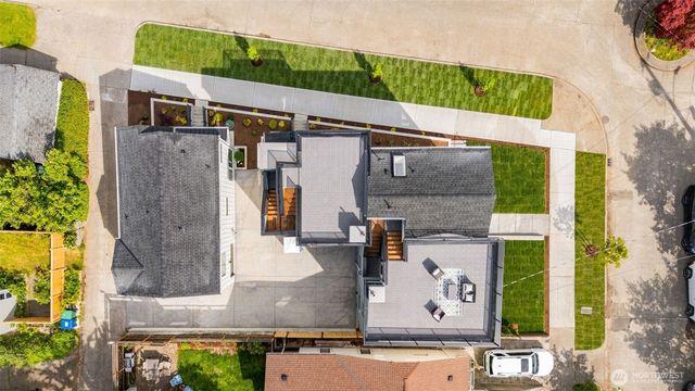7403 Dayton Avenue N, Seattle, WA 98103
