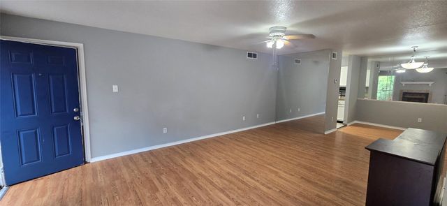 9797 Leawood Blvd 104, Houston, TX 77099
