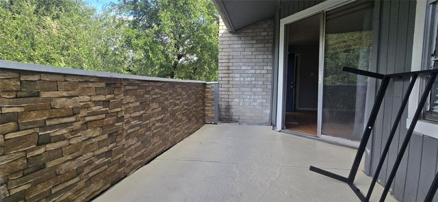 9797 Leawood Blvd 104, Houston, TX 77099