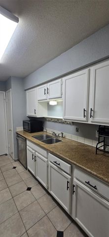 9797 Leawood Blvd 104, Houston, TX 77099