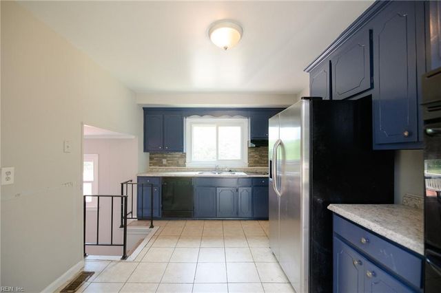 2211 N Armistead AVE, Hampton, VA 23666