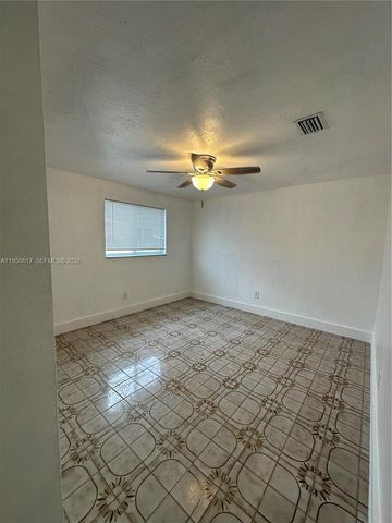 331 W 17th St, Hialeah, FL 33010