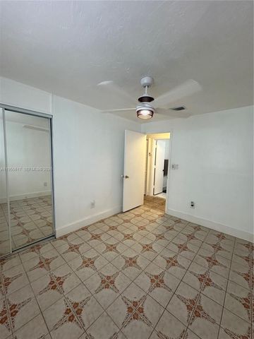 331 W 17th St, Hialeah, FL 33010