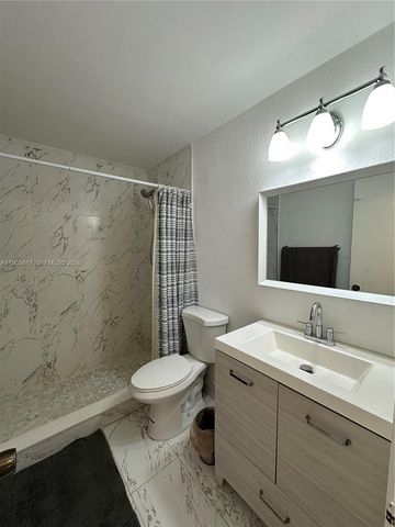 331 W 17th St, Hialeah, FL 33010