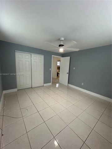 331 W 17th St, Hialeah, FL 33010