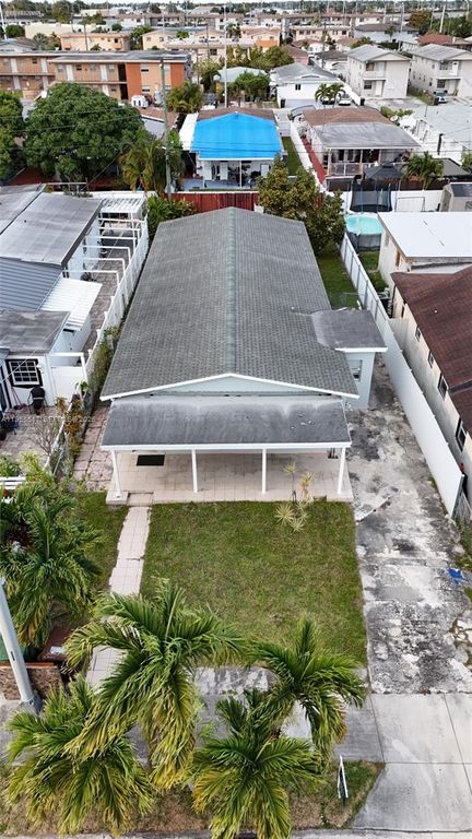 331 W 17th St, Hialeah, FL 33010