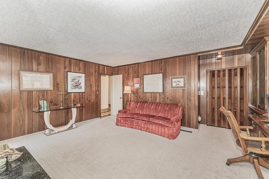 Image 33 of property listing at 13155 W Shaw Avenue, Kerman, CA 93630