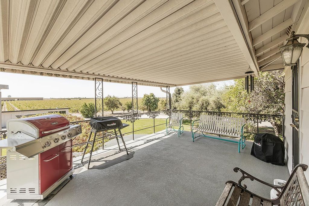 Image 59 of property listing at 13155 W Shaw Avenue, Kerman, CA 93630