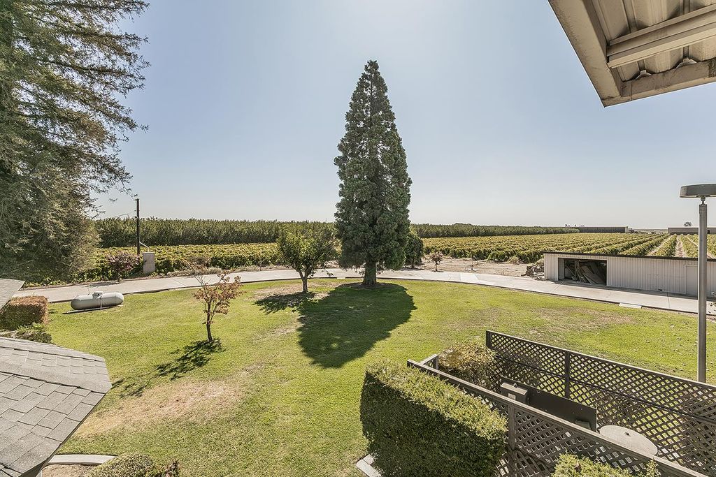 Image 61 of property listing at 13155 W Shaw Avenue, Kerman, CA 93630