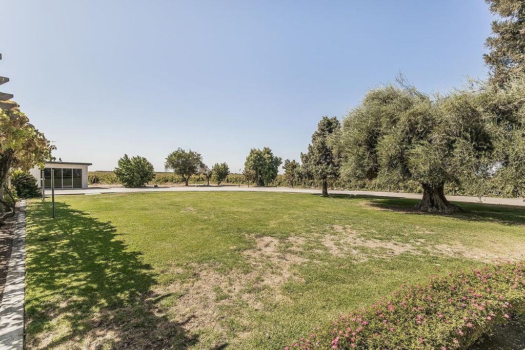 Image 63 of property listing at 13155 W Shaw Avenue, Kerman, CA 93630
