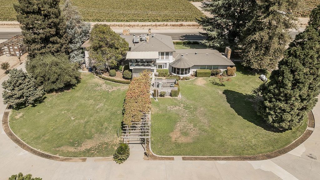 Image 73 of property listing at 13155 W Shaw Avenue, Kerman, CA 93630