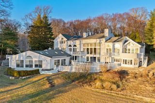 19 Mallard Drive, Lloyd Harbor, NY 11743