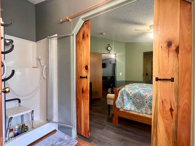 861 Hickory Tree Road, Bristol, TN 37620