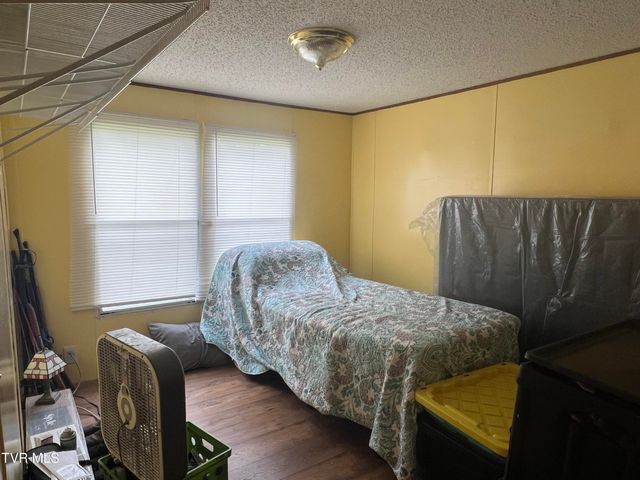 861 Hickory Tree Road, Bristol, TN 37620