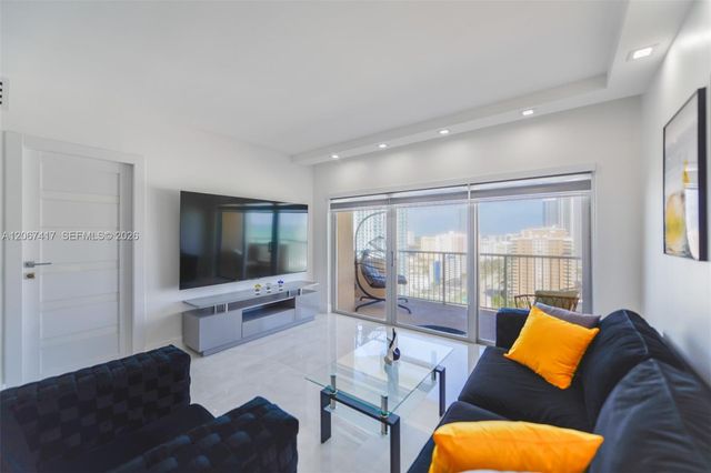 1980 S Ocean Drive 20K, Hallandale Beach, FL 33009