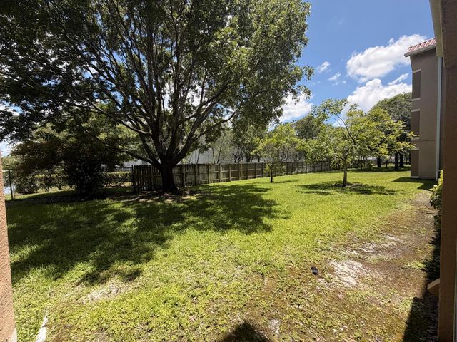 11601 SW 2nd Street 21104, Pembroke Pines, FL 33025