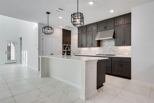 4621 Modena Bay BND, Leander, TX 78641