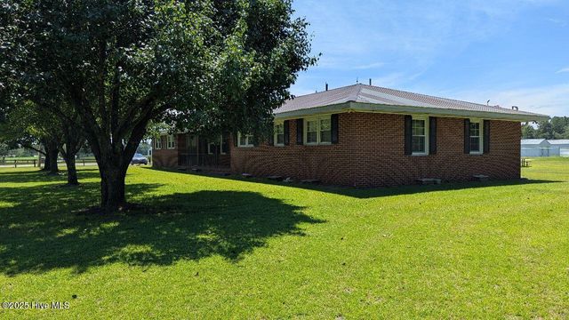 5068 Lobelia Road, Vass, NC 28394