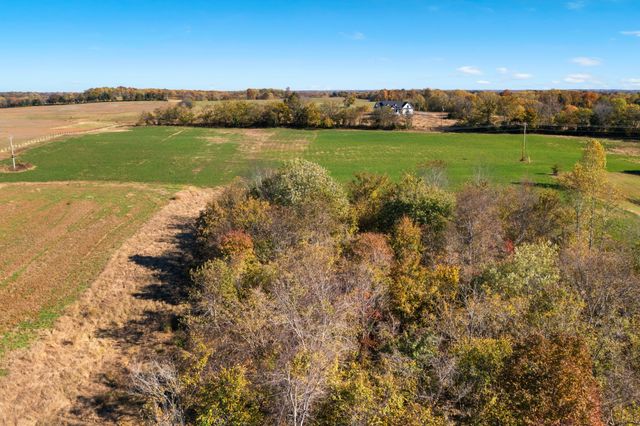2641 Battle Creek Rd, Springfield, TN 37172