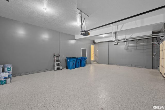 1600 E 5TH Street, Coal Valley, IL 61240