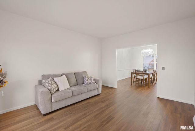 1600 E 5TH Street, Coal Valley, IL 61240