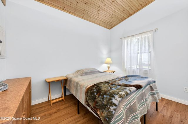 317 NW Valencia Road, Melbourne, FL 32904