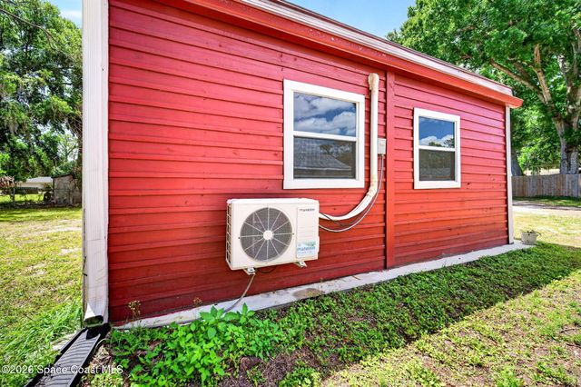 317 NW Valencia Road, Melbourne, FL 32904