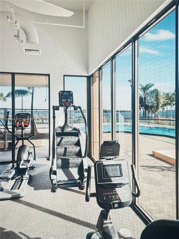 11113 Biscayne Blvd 553, Miami, FL 33181