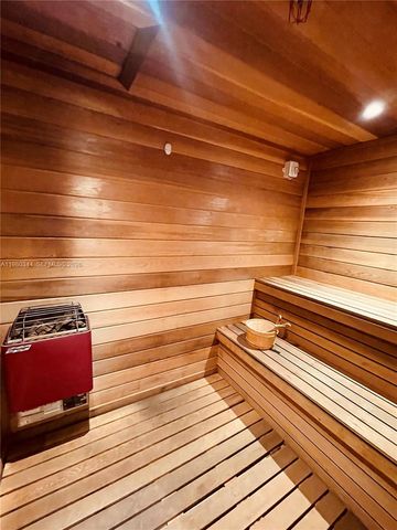 11113 Biscayne Blvd 553, Miami, FL 33181