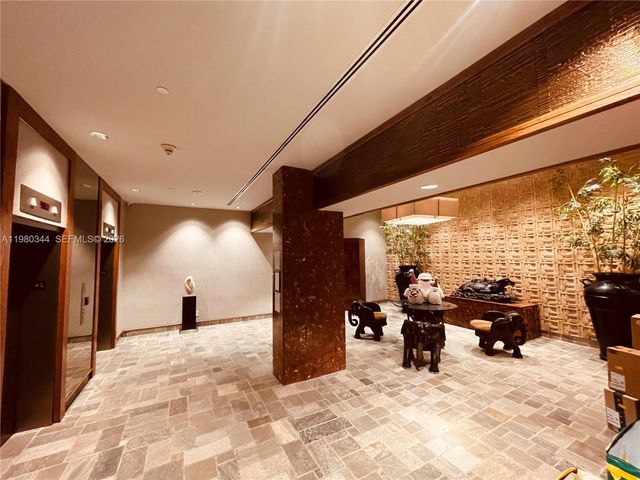 11113 Biscayne Blvd 553, Miami, FL 33181