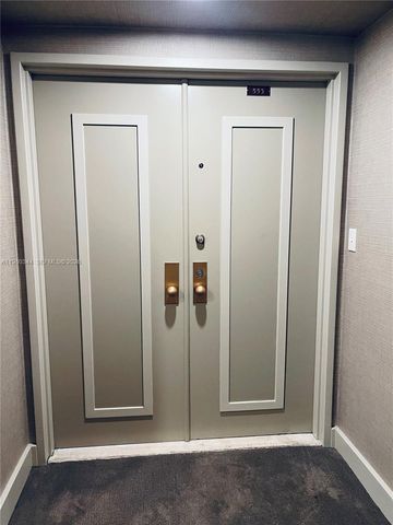 11113 Biscayne Blvd 553, Miami, FL 33181