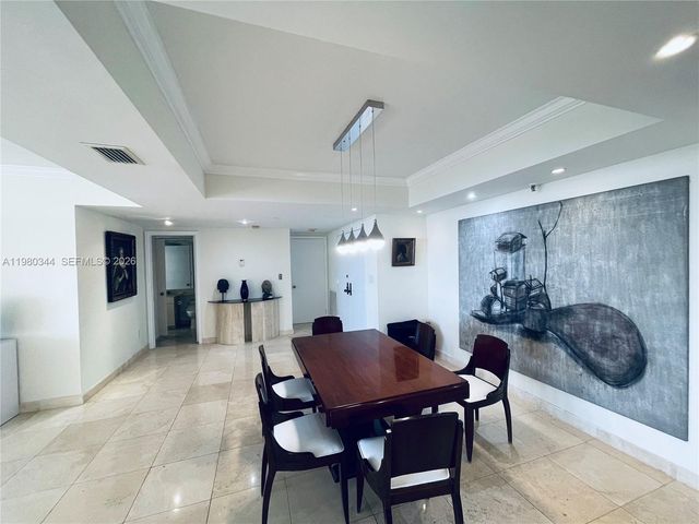 11113 Biscayne Blvd 553, Miami, FL 33181