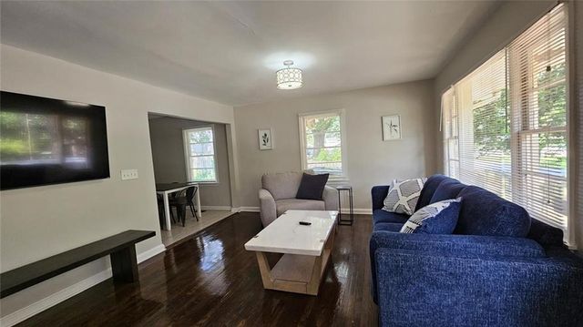 2076 W Flat Shoals Terrace, Decatur, GA 30034