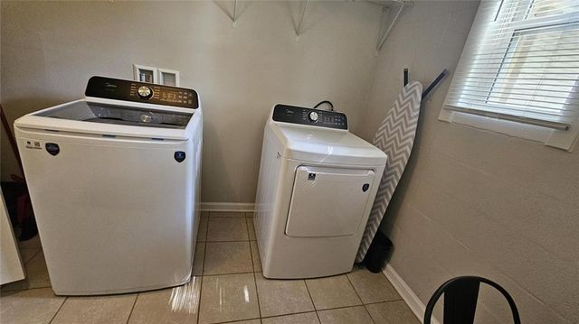 2076 W Flat Shoals Terrace, Decatur, GA 30034