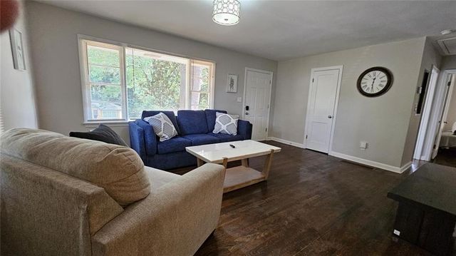 2076 W Flat Shoals Terrace, Decatur, GA 30034
