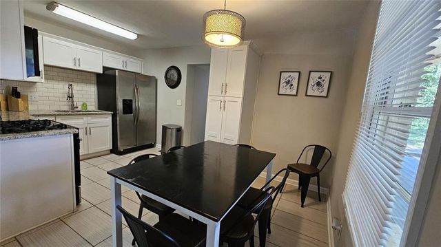 2076 W Flat Shoals Terrace, Decatur, GA 30034