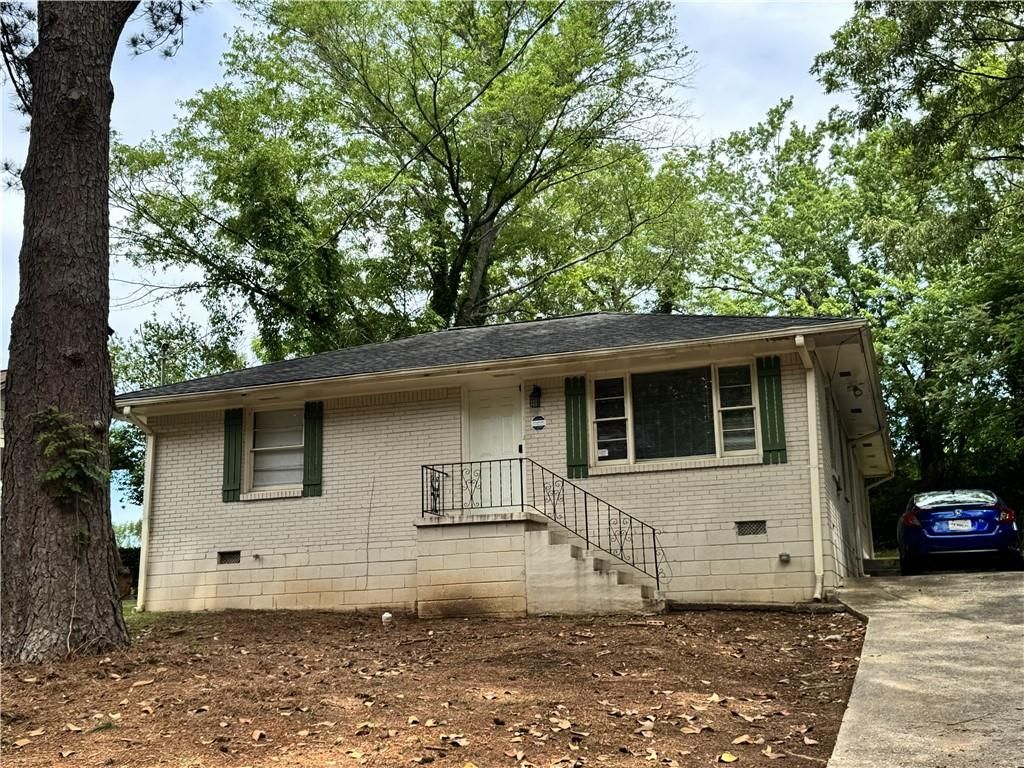 2076 W Flat Shoals Terrace, Decatur, GA 30034