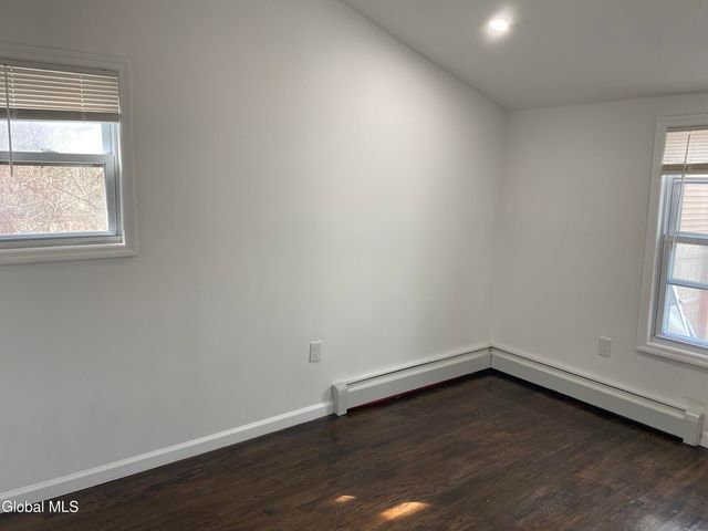 885 Yorkston Street, Schenectady, NY 12303