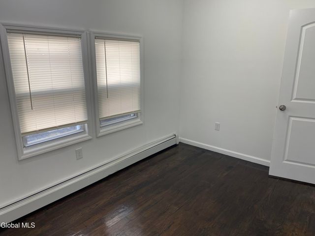 885 Yorkston Street, Schenectady, NY 12303