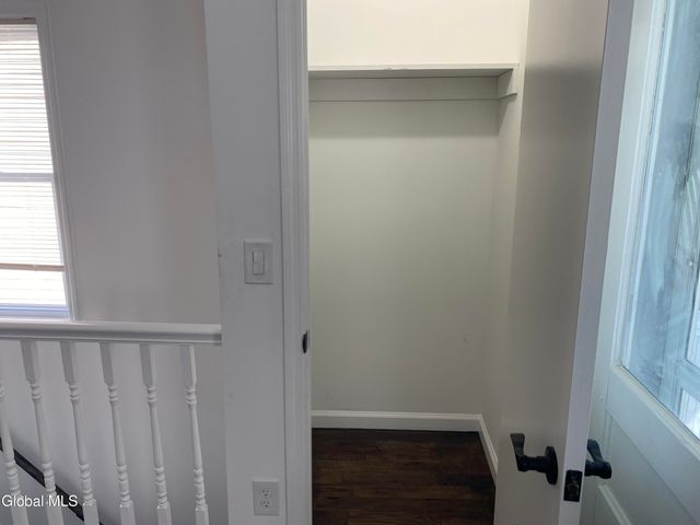 885 Yorkston Street, Schenectady, NY 12303