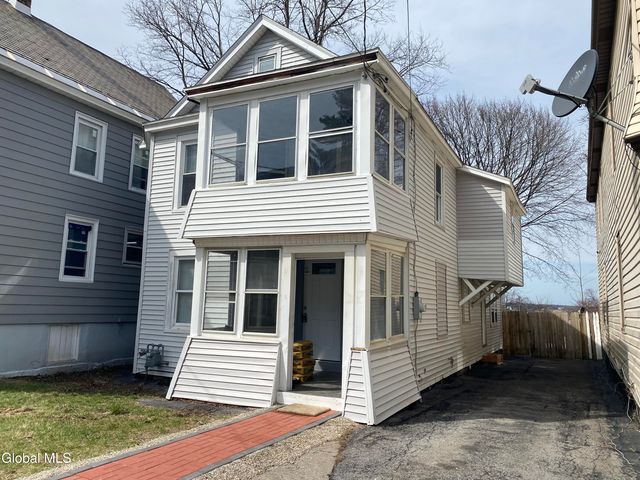 885 Yorkston Street, Schenectady, NY 12303