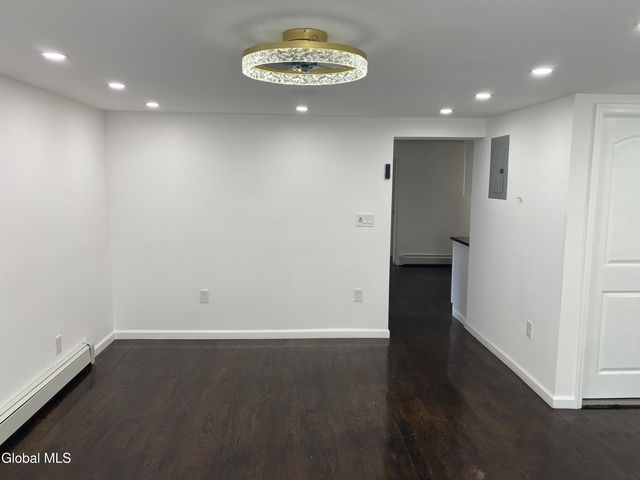 885 Yorkston Street, Schenectady, NY 12303