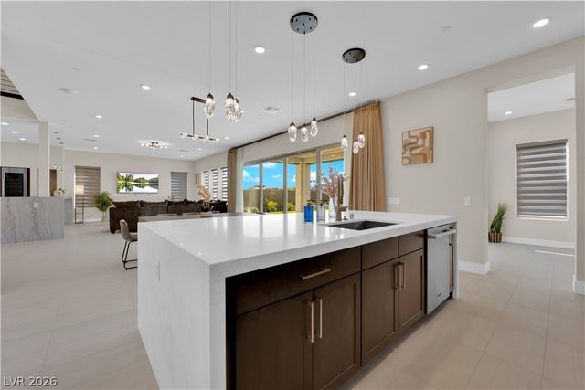 10663 Stone Ledge Avenue, Las Vegas, NV 89135
