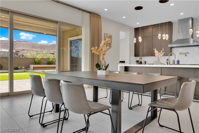 10663 Stone Ledge Avenue, Las Vegas, NV 89135