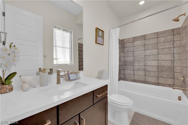10663 Stone Ledge Avenue, Las Vegas, NV 89135