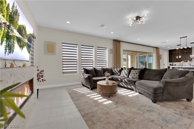 10663 Stone Ledge Avenue, Las Vegas, NV 89135