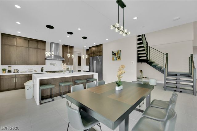 10663 Stone Ledge Avenue, Las Vegas, NV 89135